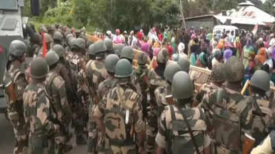 Mob tries to storm CM N Biren Singh's ancestral home in Manipur