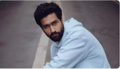 In throwback video, Vicky Kaushal is seen shaking a leg on wife Katrina Kaif's song 'Kamli': see inside