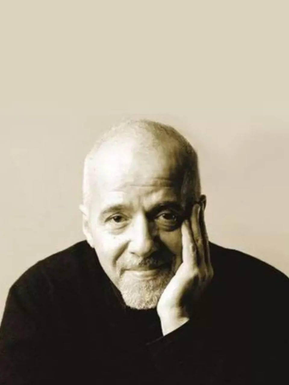 8 inspiring Paulo Coelho quotes on love and marriage