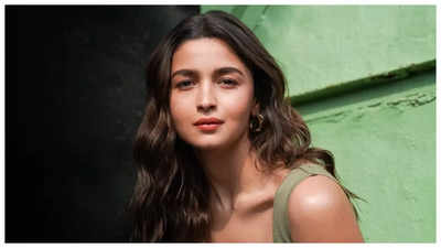 Alia Bhatt REVEALS that she watched Pooja Bhatt’s ‘cutesy romantic stuff’; Not her parents’ movies while growing up
