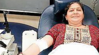 A proud hat-trick! India's all 3 women centurion blood donors are from A'bad