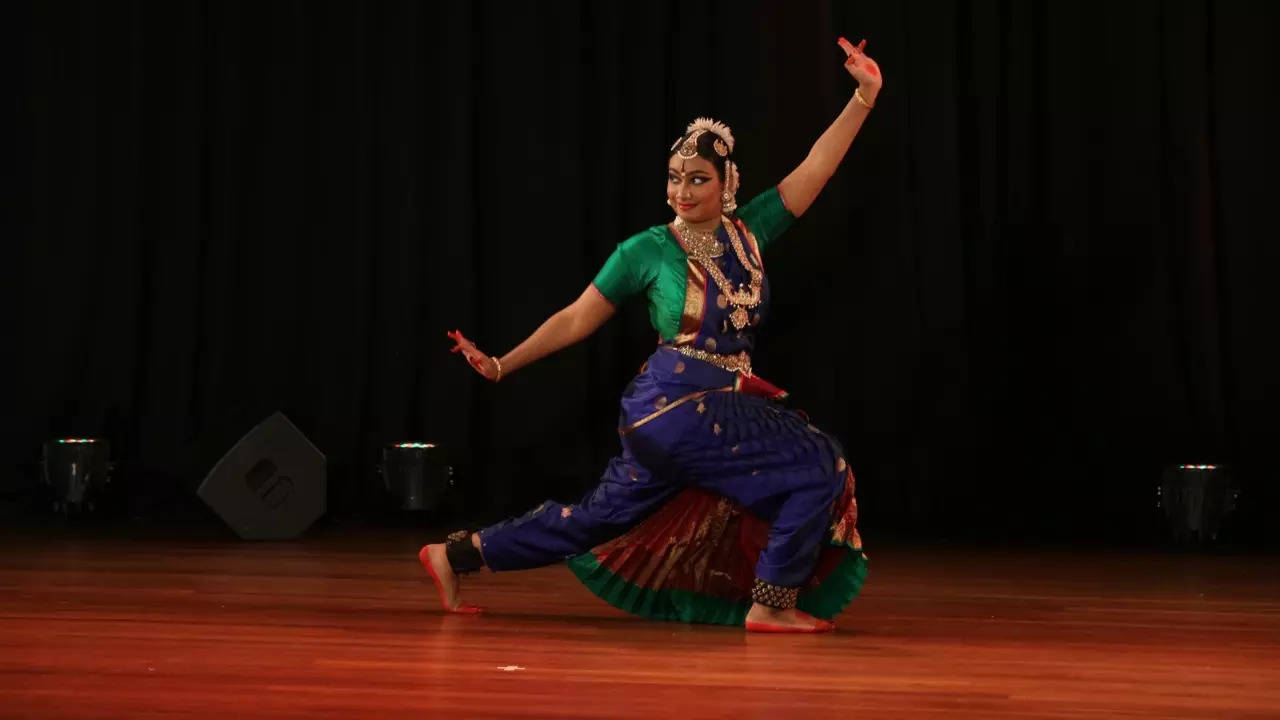SUNY Cortland Presents Indian Bharatanatyam Style Dancer