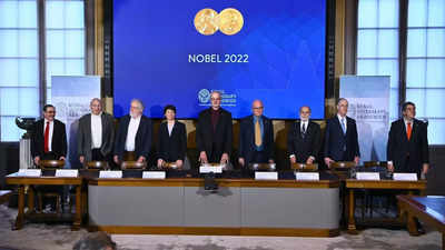 Light or new materials tipped for Nobel Physics Prize