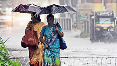 Heavy rains cause floods, closure of schools in parts of Kerala
