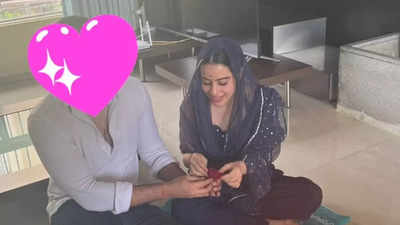 Is Uorfi Javed secretly engaged? Take a look at the viral photos with the mystery man