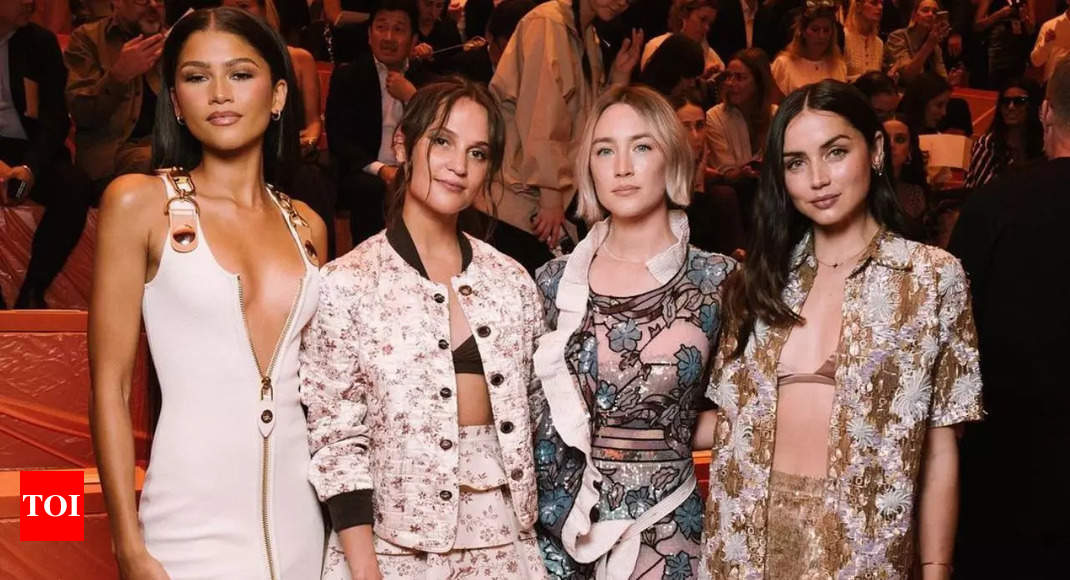 Photos from All the Stars at Paris Fashion Week for Louis Vuitton's Spring-Summer  2024 Show