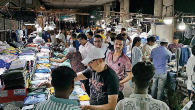 80% hawkers at Grand arcade illegal, KMC plans eviction drive