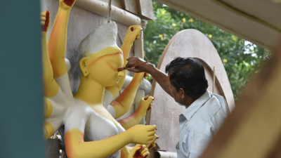 Pune gears up for a grander Durga Puja this year