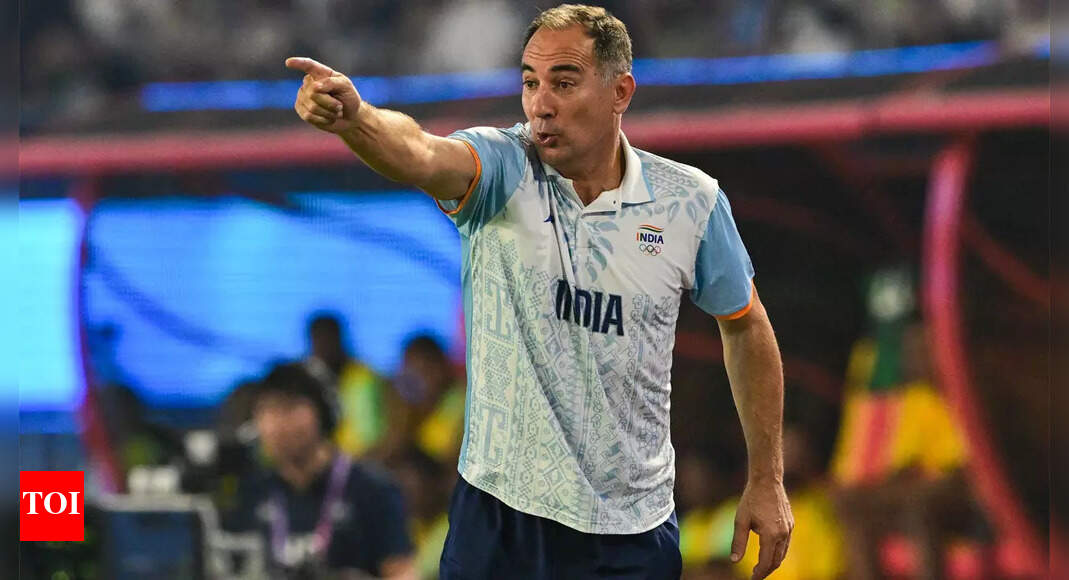 indian-football-team-coach-igor-stimac-s-contract-extended-until-2026