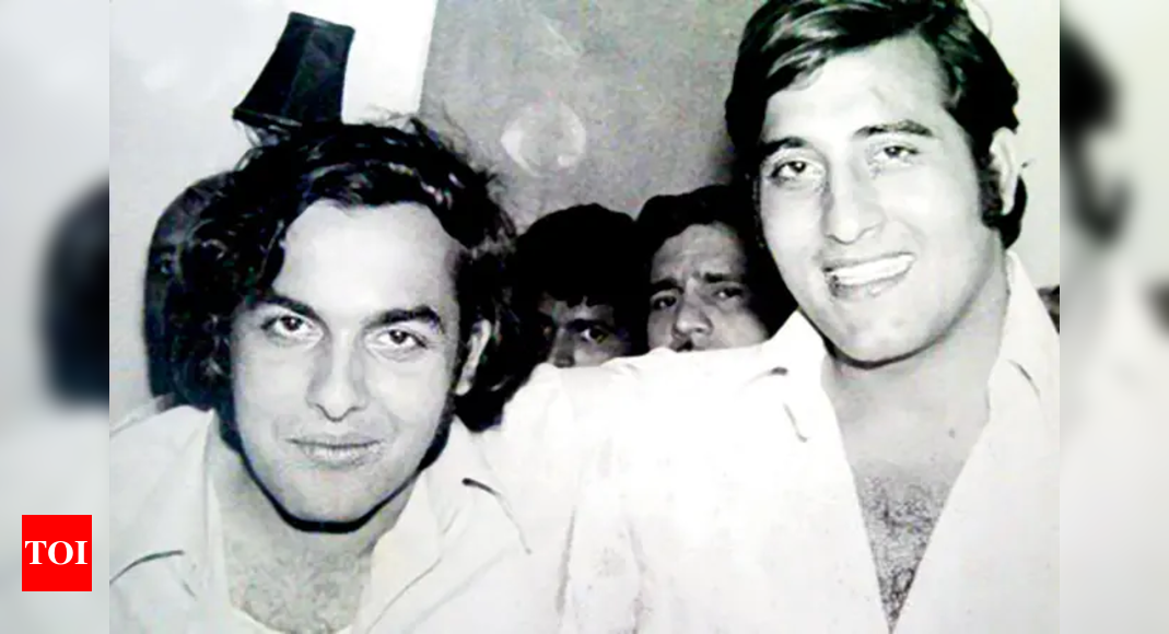 Mahesh Bhatt recalls how Vinod Khanna's support helped him survive in ...