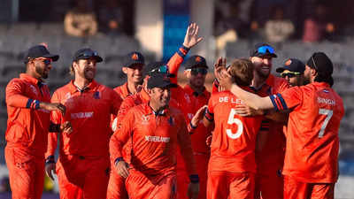 ODI World Cup: Bas de Leede four-for helps Dutch bowl out Pakistan for 286