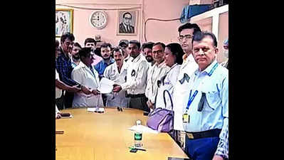 CPR Hospital docs protest against Nanded MP Patil
