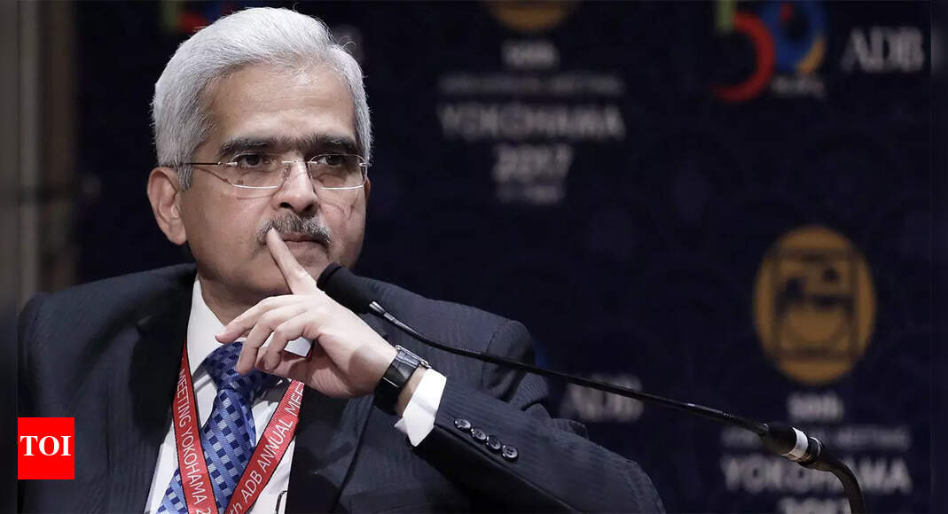 RBI sounds alarm bells over strong personal loan growth - Times of India