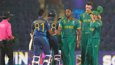 How a record-shattering South Africa marched past Sri Lanka to sound early World Cup warning