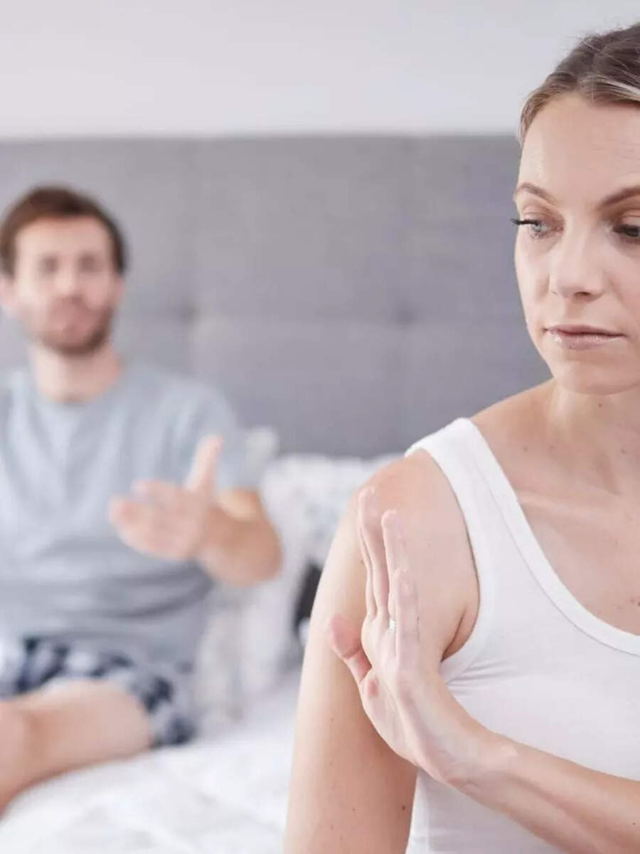 10 things in your bedroom that are poisoning your relationship with ...