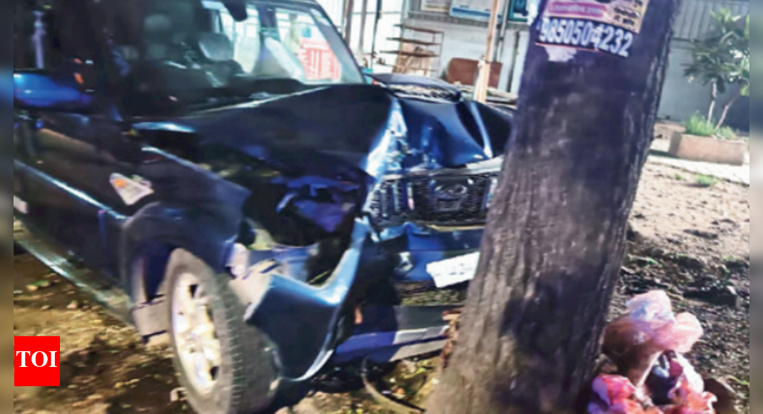 Drunk car driver hits two vehicles, crashes into tree | Pune News ...