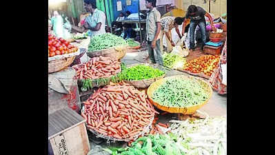 Vegetable prices nosedive in markets across Mysuru
