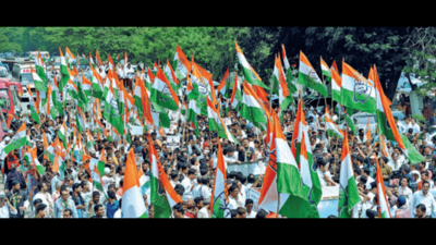 Dispatch Pacifiers: Dispatch Pacifiers To Curb Defections: T Cong To Hq ...