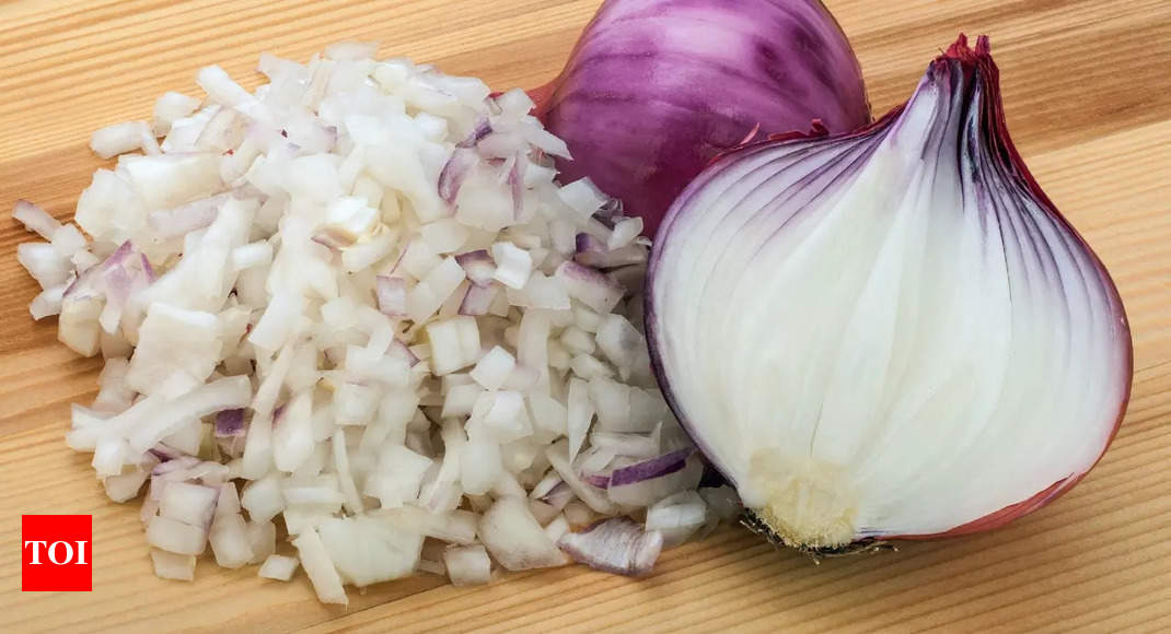 A Food Scientist Breaks Down the Reason We're All Cutting Onions Wrong
