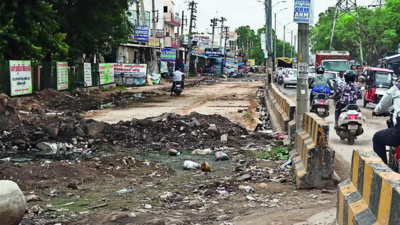 Repair entire Pataudi road, not just broken stretch, residents urge MCG