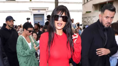 PHOTO: Kylie Jenner showed off her travel bag