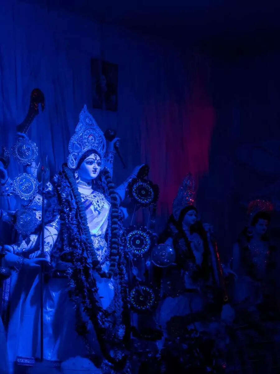 durga-puja-7-most-famous-pandals-in-delhi-times-now
