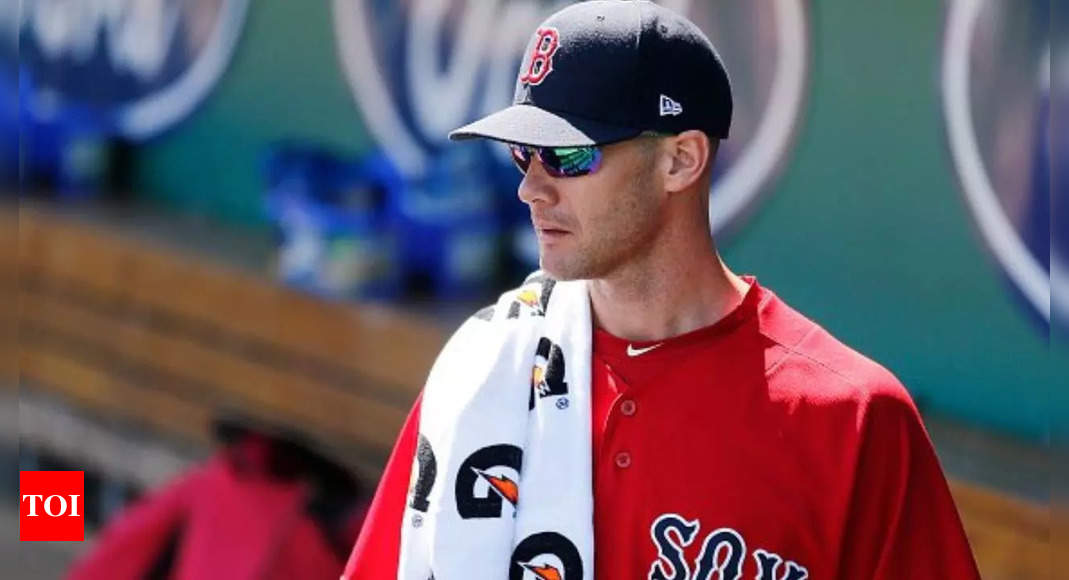 Red Sox on X: Clocking in for another day.  / X