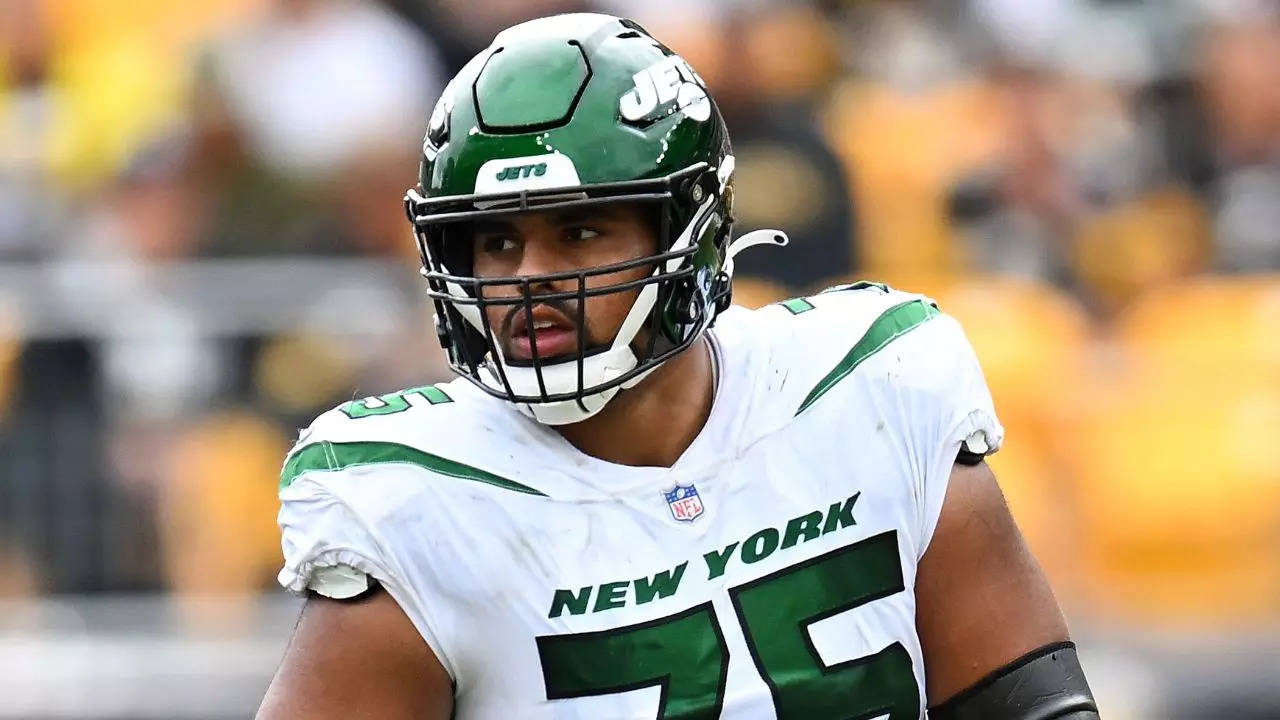 Alijah Vera-Tucker, New York Jets T, NFL and PFF stats