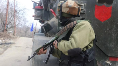 J-K: Encounter breaks out between security forces, militants in Shopian