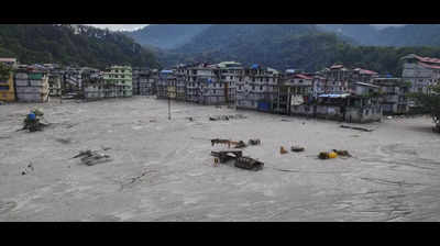Flash floods: Sikkim chief secy expresses concern over flooding of Teesta basin with ammunitions and explosives