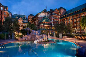 Disney resorts: What awaits you inside!