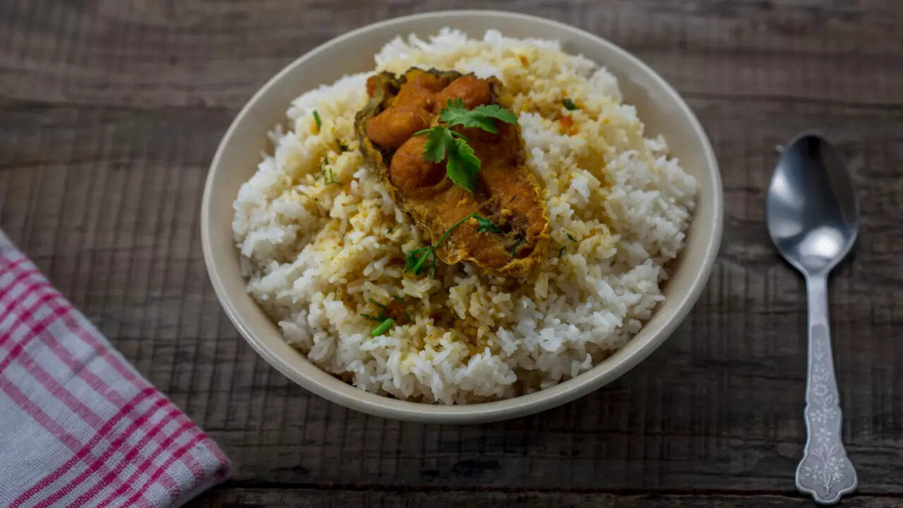 Rice And Fish Curry Is Famous In Which State