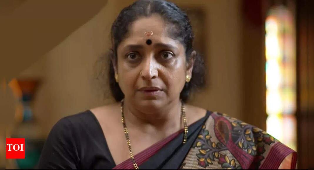 Kudumbashree Sharada: Susmitha frames Sharada in a theft case - Times ...