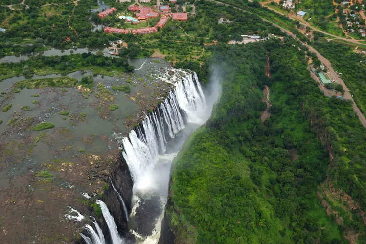 Victoria Falls: Zambia and Zimbabwe