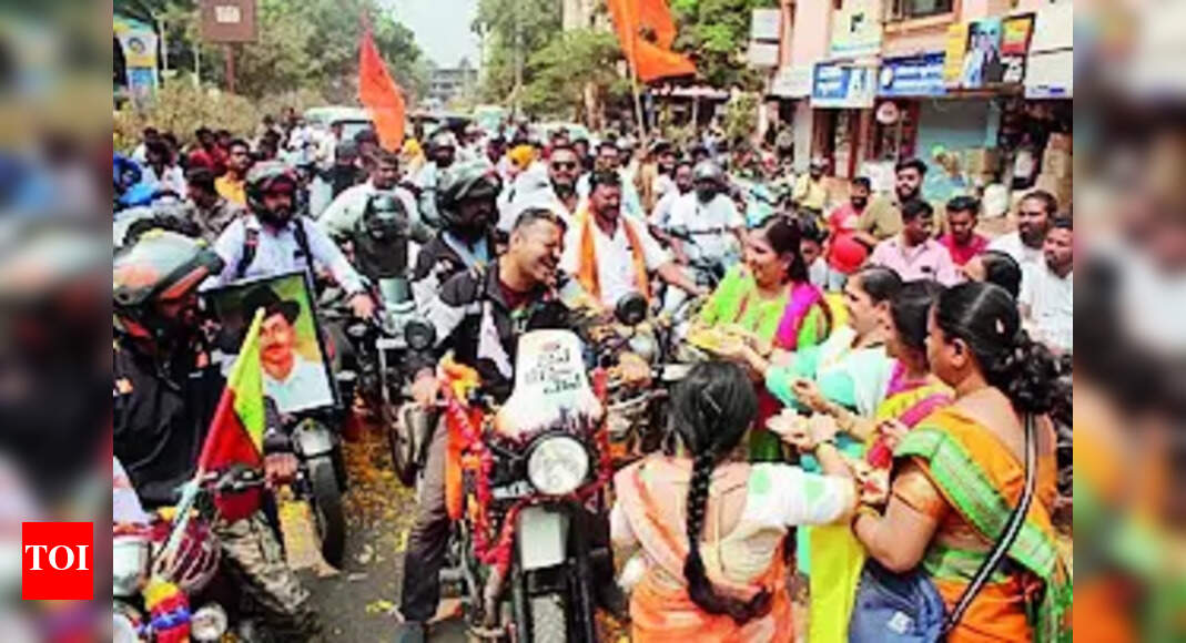 Modi: Sulibele Takes Out Bike Rally To Spread Awareness On 9 Yrs Of ...