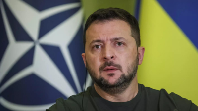 Zelenskyy, at Nato HQ, asks for weapons to face winter of 'terror'