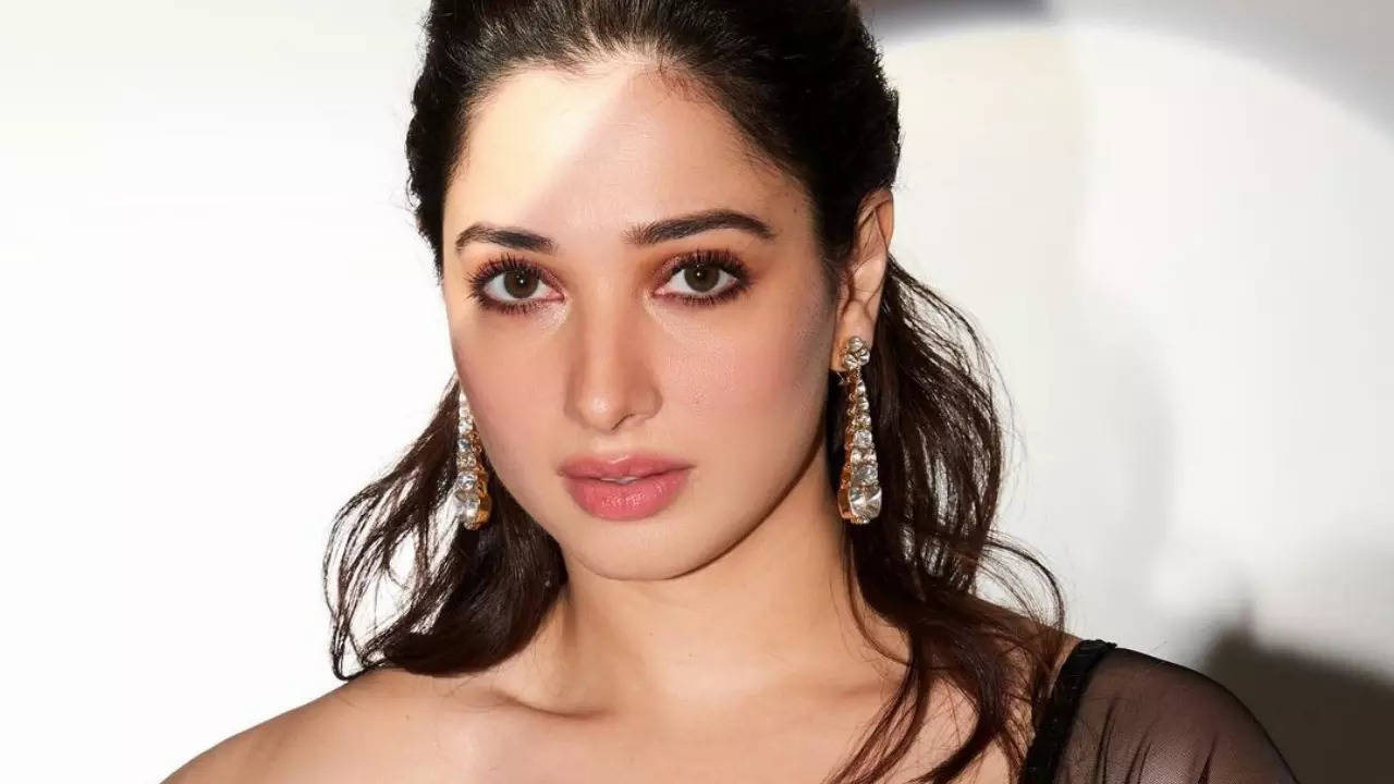 Tamannaah Bhatia opens up about overcoming social media negativity and  staying true to herself | Hindi Movie News - Times of India