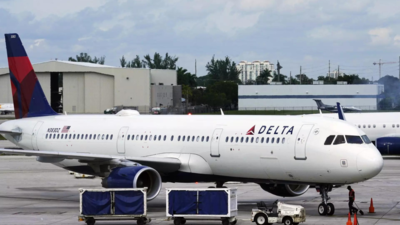 Delta's quarterly profit tops estimates on booming international travel