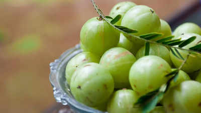 Untold benefits of Amla and should you have it on an empty stomach?
