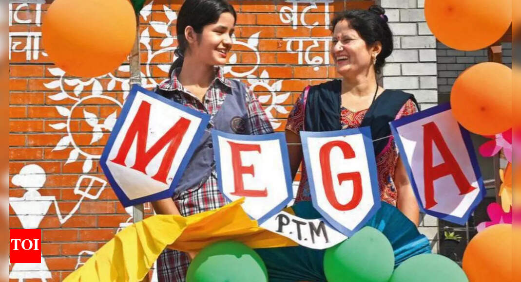Eating unhealthy, mobile use in prime focus at mega PTM | Delhi News ...