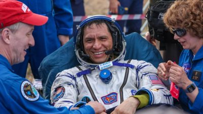 US astronaut gets used to Earth after record-setting 371 days in space