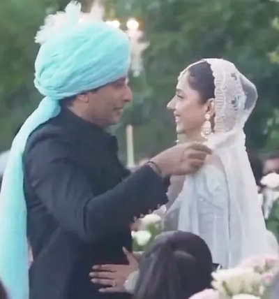 Mahira Khan's new wedding video goes viral as fans spot Fawad Khan among guests