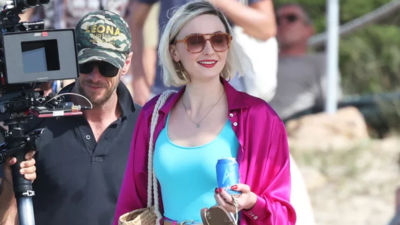 Amid the divorce battle; Sophie Turner returns to shoot for Joan in a pretty pink outfit