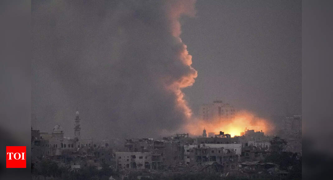 Germany issues travel warning for Israel, Lebanon