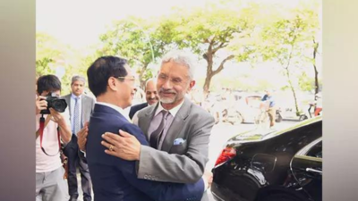 EAM Jaishankar arrives in Vietnam for official visit, to co-chair 18th Joint Commission meet