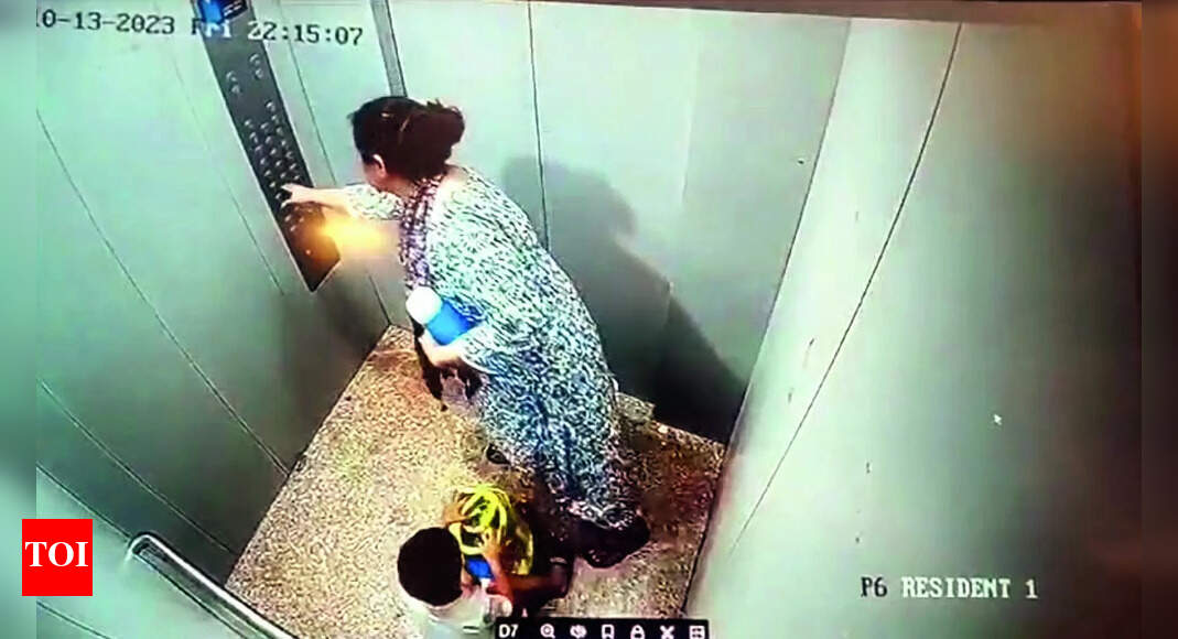 Ghaziabad: Condo lift with mother, son (3) has free fall from 8th floor to basement | Ghaziabad News