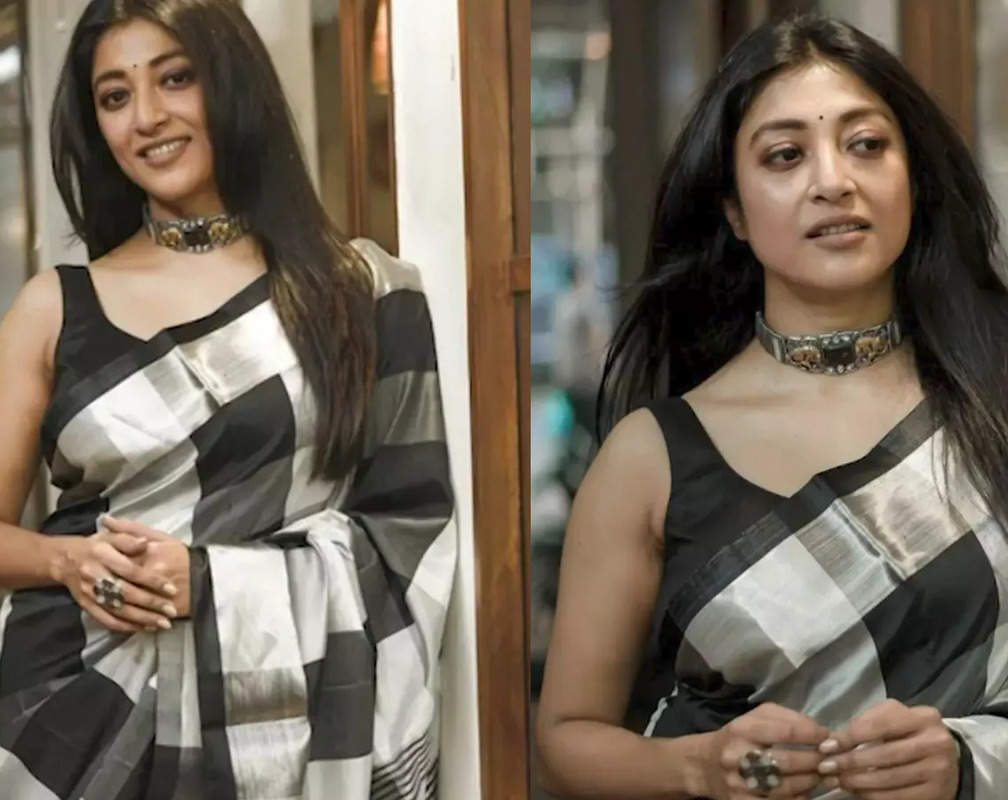 
Paoli Dam exudes elegance in her latest saree look
