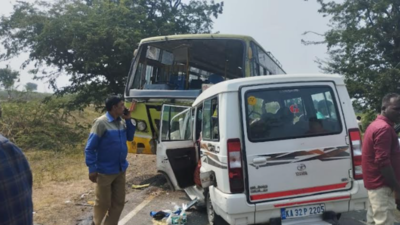 6 killed, 3 injured in road accident in Karnataka's Gadag district