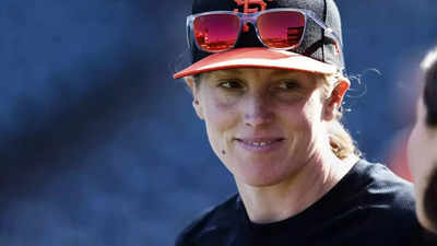 Report: Giants coach Alyssa Nakken's jersey is headed to the Hall of Fame