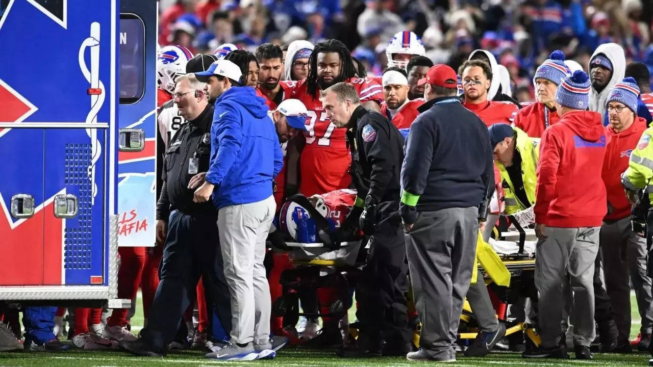 Buffalo Bills' Damien Harris was removed from the field on a gurney during New  York Giants game